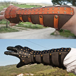 Fantasy-Krieger-Lederarmwickel