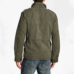 Schwere Militärjacke